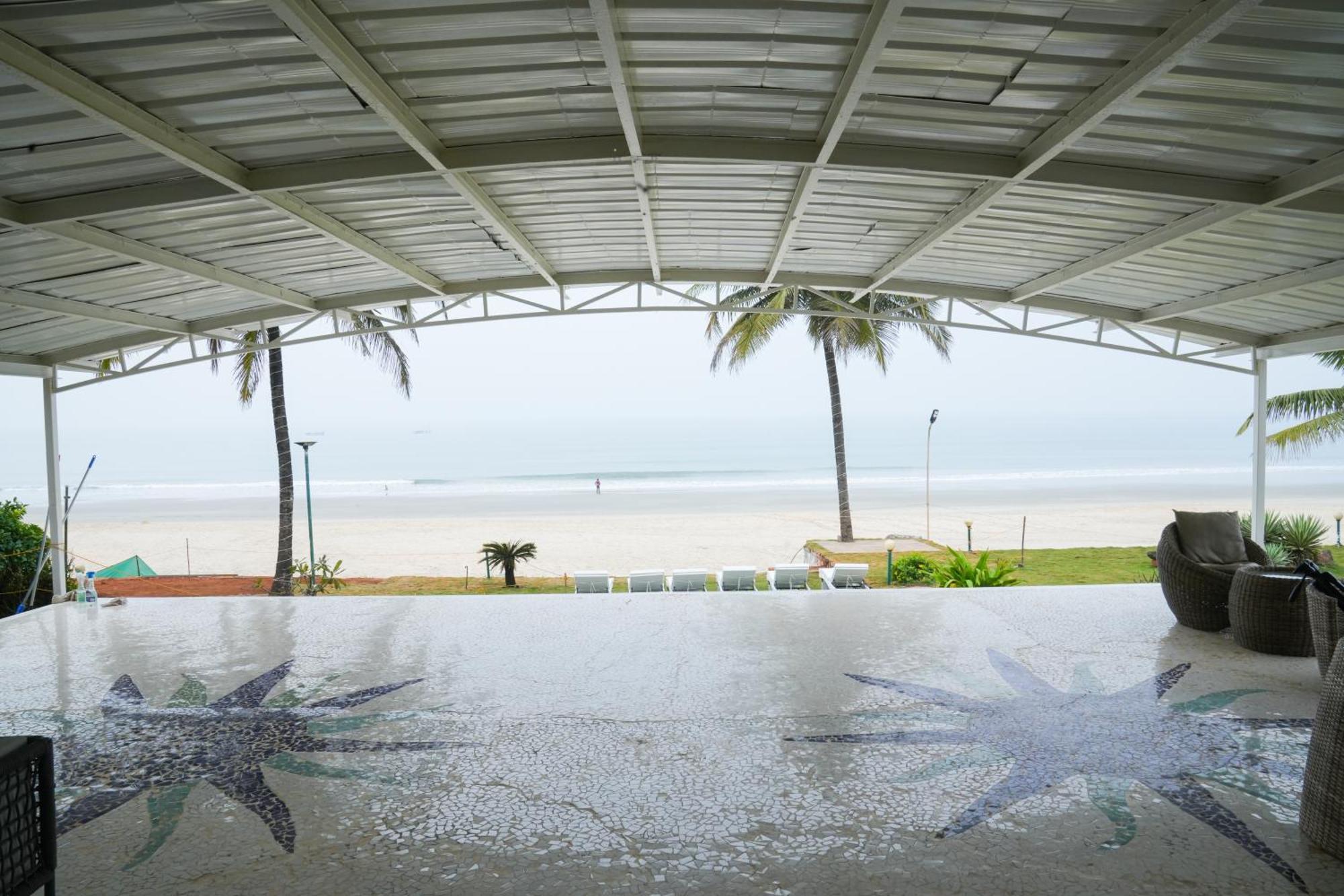 Regenta Beach House Resort, Goa ベナウリム エクステリア 写真