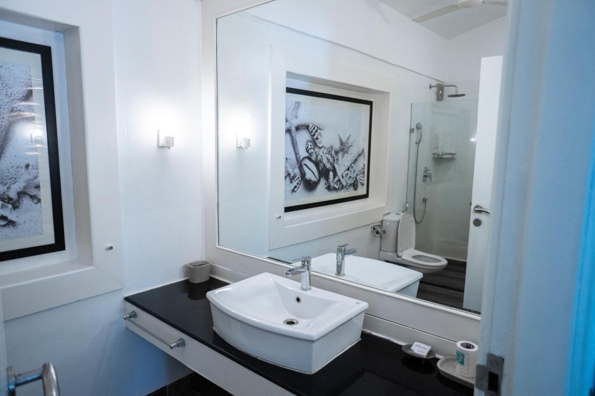 Regenta Beach House Resort, Goa ベナウリム エクステリア 写真