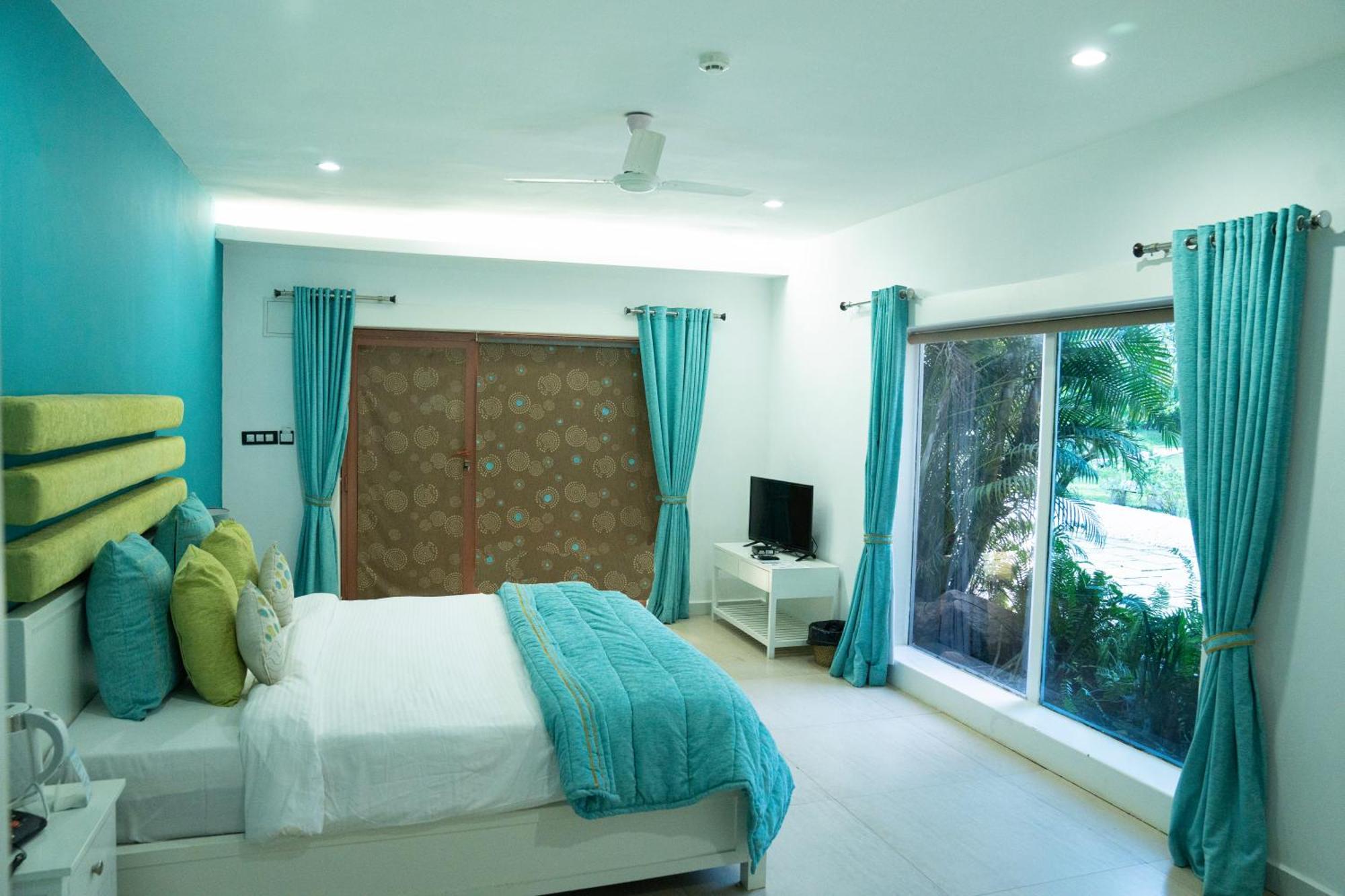 Regenta Beach House Resort, Goa ベナウリム エクステリア 写真