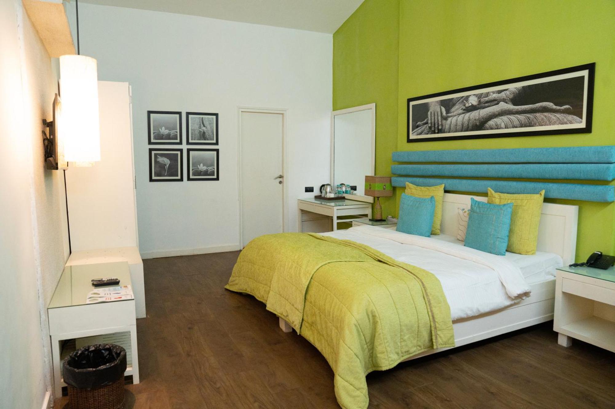 Regenta Beach House Resort, Goa ベナウリム エクステリア 写真