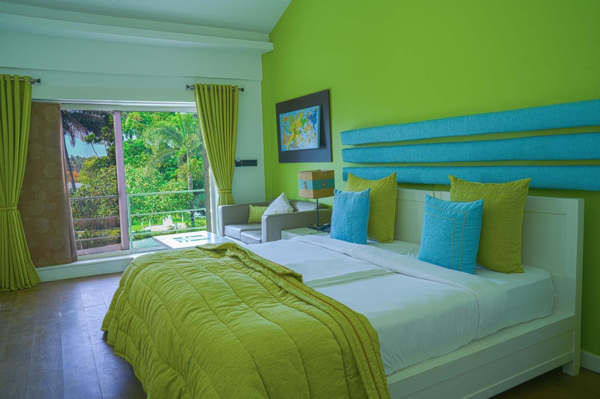 Regenta Beach House Resort, Goa ベナウリム エクステリア 写真