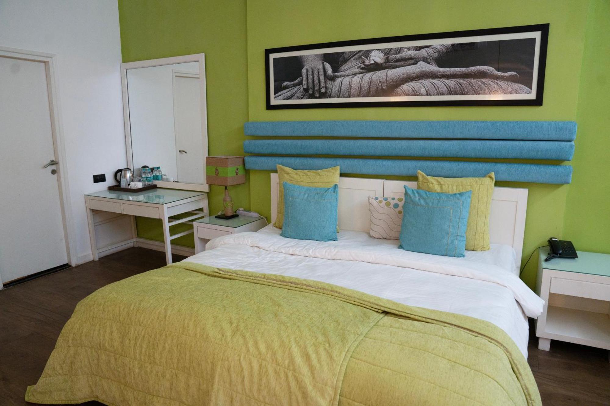 Regenta Beach House Resort, Goa ベナウリム エクステリア 写真