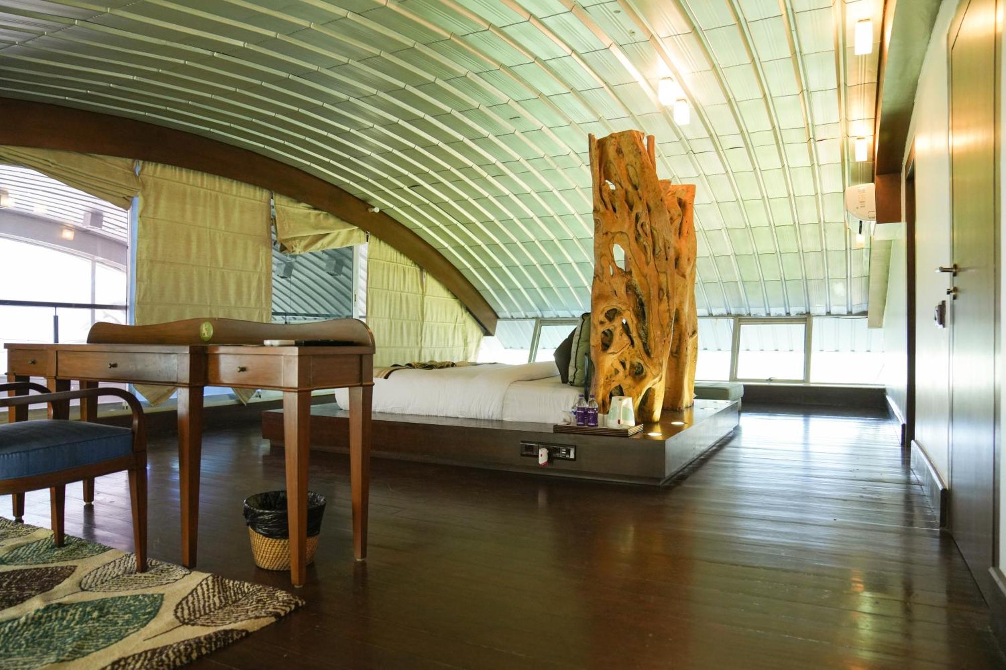Regenta Beach House Resort, Goa ベナウリム エクステリア 写真
